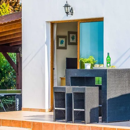 Dimitris Blue Bay Villa *